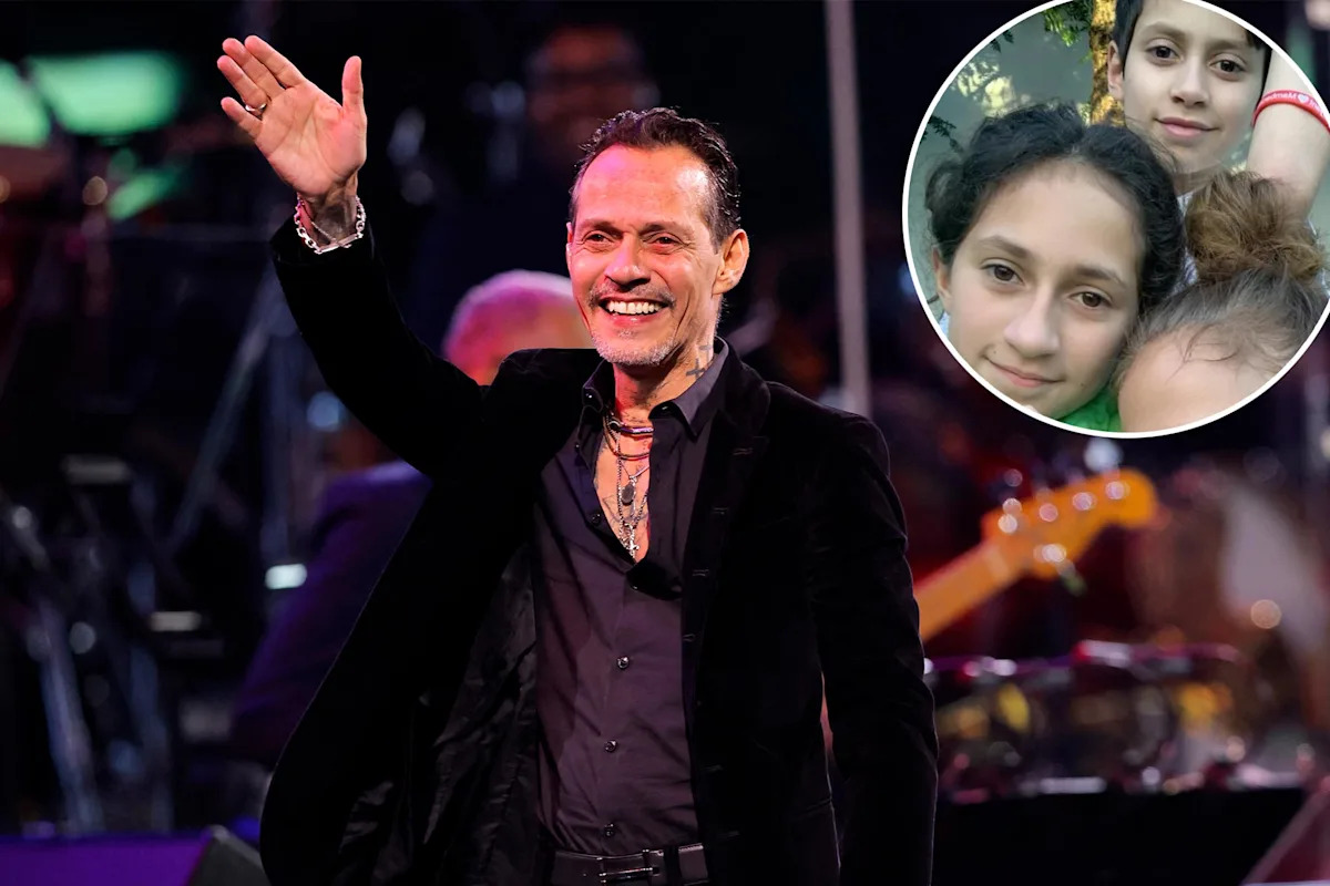 Fans See Marc Anthony's Twin in Emme Muñiz's Latest Look